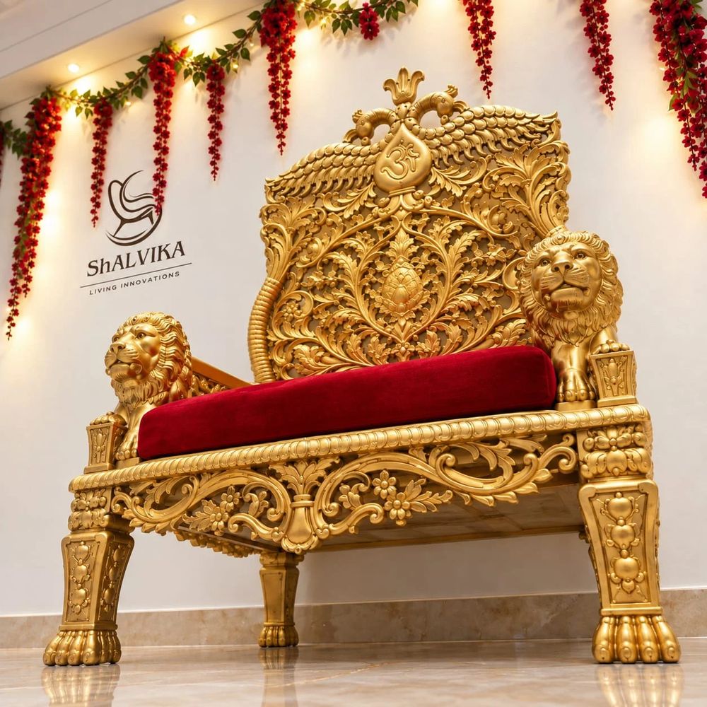 Guru Maharaj Ji Chair in Gold Polish view