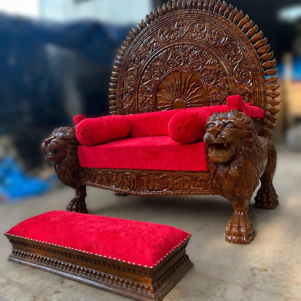 Maharaja Wooden Guruji Singhasan Sofa – Lion Carving view