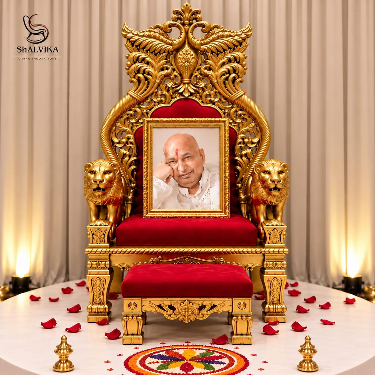 Shukrana Guruji Chair with Charan Paduka